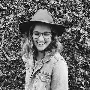 Meet your Posher, Olivia grace